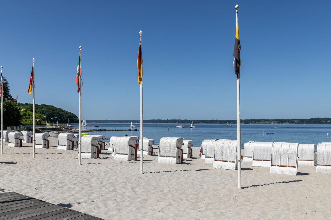 Ferienwohnung Mit Badestrand Gluecksburg Exterior photo